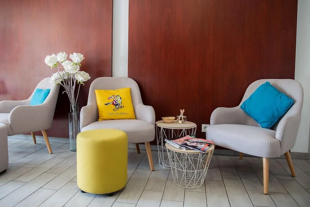 Comfort Aparthotel Cannes Mandelieu Hotell