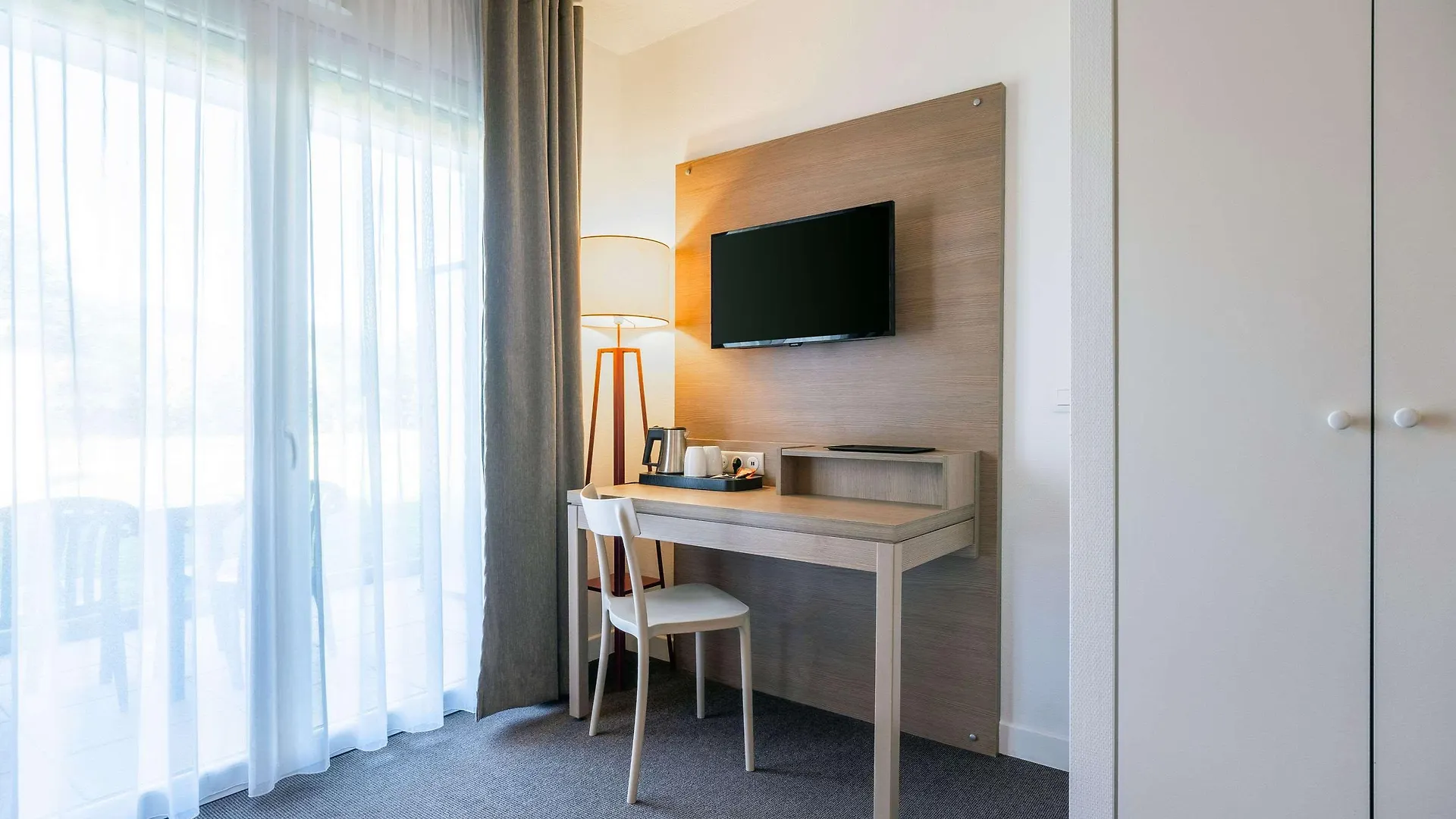 Comfort Aparthotel Cannes Mandelieu 4*,  Franciaország