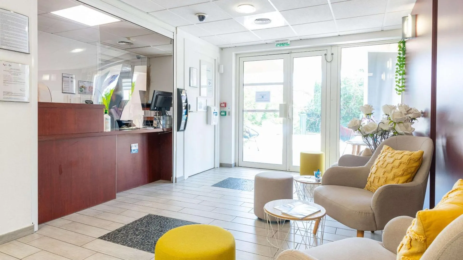 Comfort Aparthotel Cannes Mandelieu 4*,