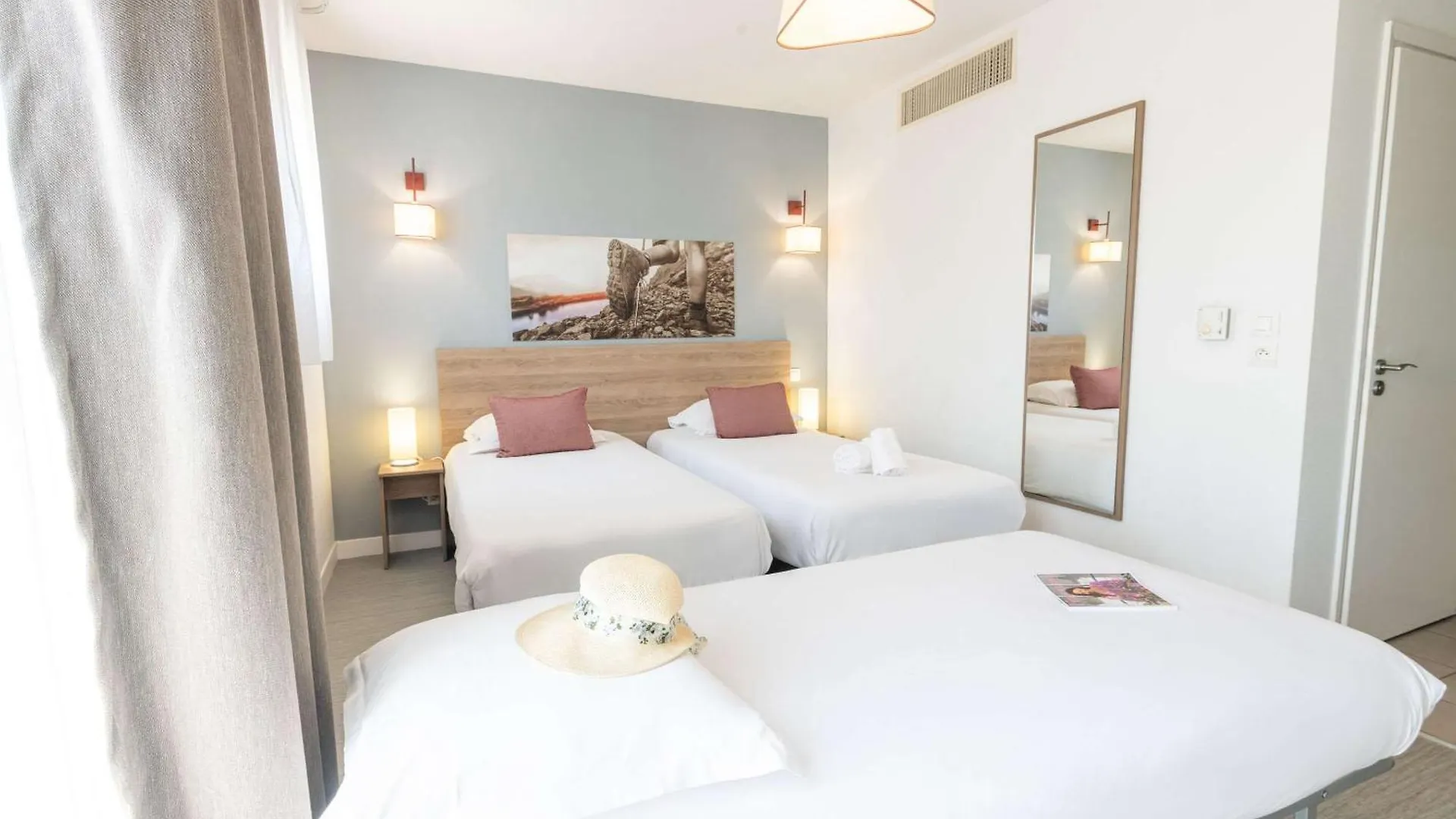 Comfort Aparthotel Cannes Mandelieu 4*,