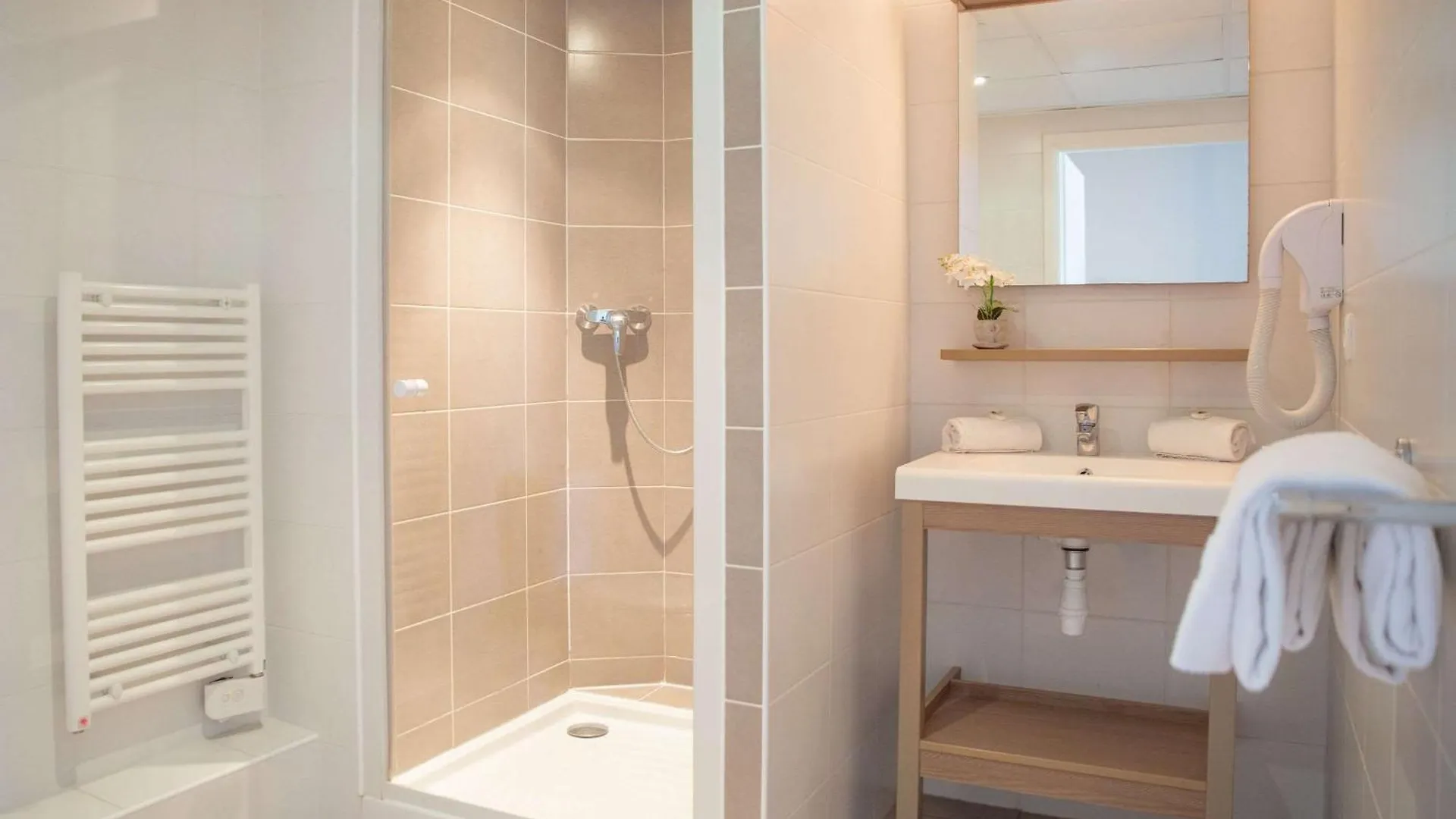 Hotell Comfort Aparthotel Cannes Mandelieu