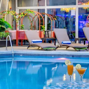 Hotell Howard Johnson Plaza By Wyndham Deira
