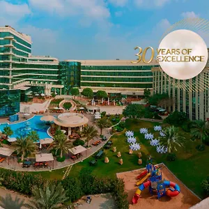 Hotell Millennium Airport