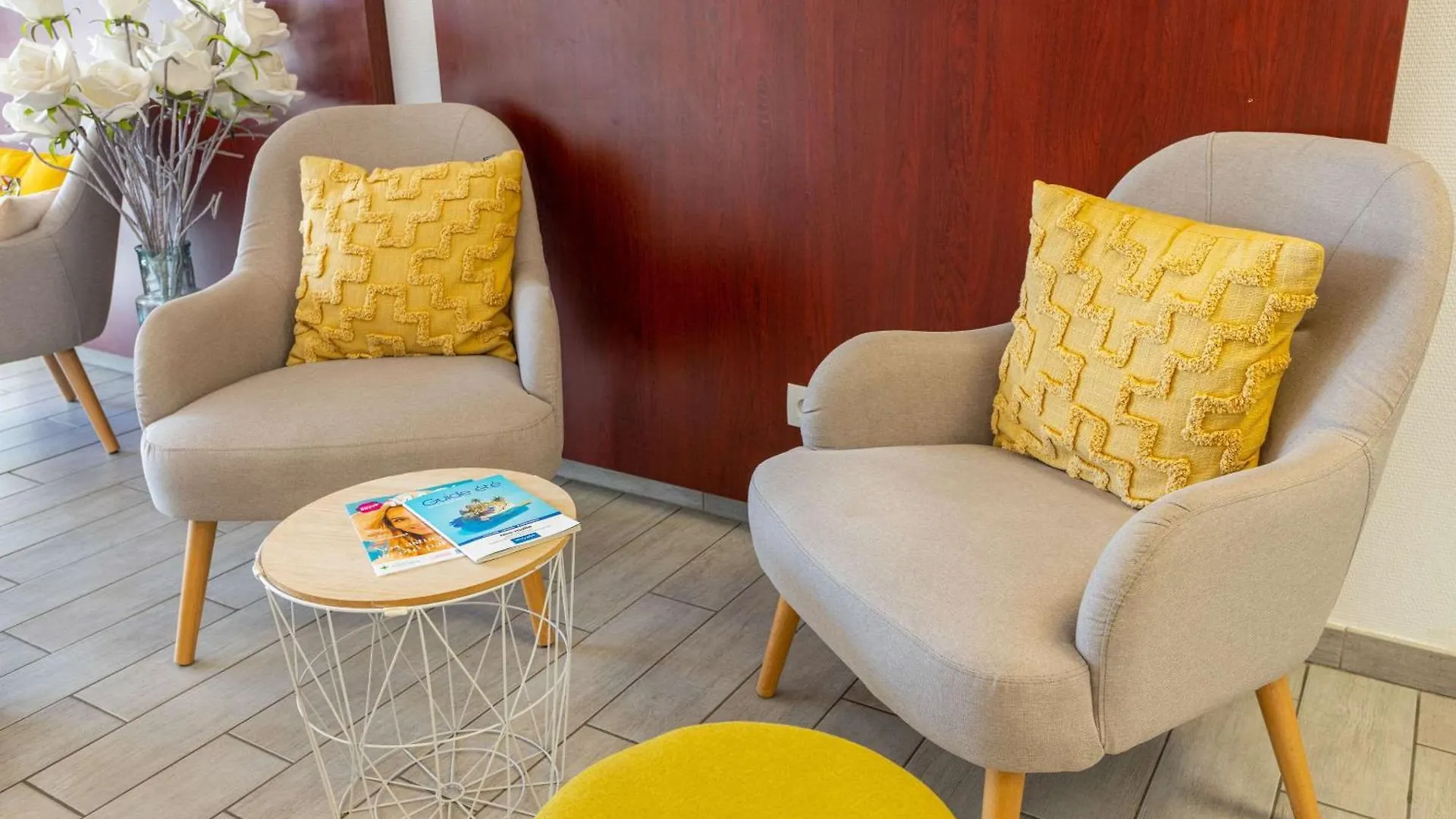 Comfort Aparthotel Cannes Mandelieu 4*, Mandelieu-la-Napoule