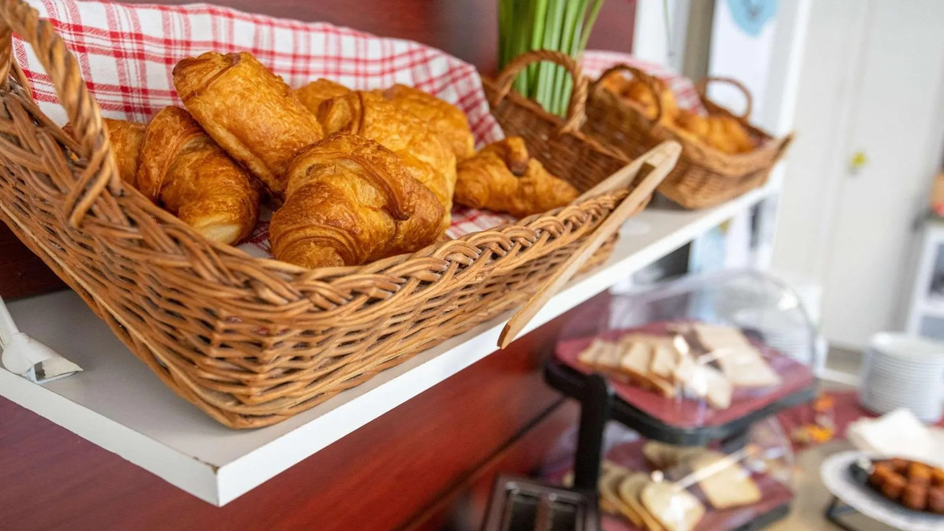 Zenitude Hôtel-Résidences Cannes Mandelieu Confort 4*,  Francia